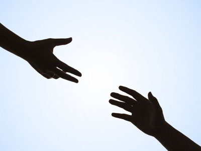 «Τράπεζα ρουχισμού» για άπορες οικογένειες