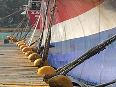 Συνεχίζεται η απαγόρευση απόπλου Συνεχίζεται η απαγόρευση απόπλου