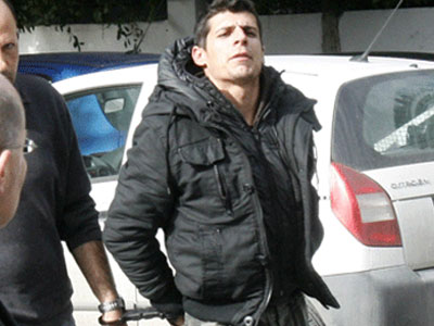 Από 50 χιλιάδες ευρώ θα έπαιρναν οι εκτελεστές του Χατζηκωστή Από 50 χιλιάδες ευρώ θα έπαιρναν οι εκτελεστές του Χατζηκωστή