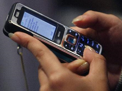 Αγωγή από 16χρονη για ερωτικό βίντεο που κυκλοφορεί σε κινητά