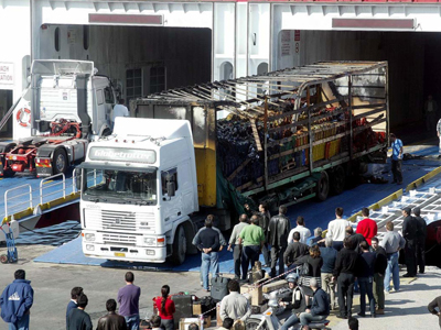 Φορτηγό «βόμβα» ταξίδευε με 1.500 επιβάτες για Κρήτη