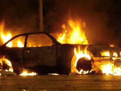 Φωτιά σε αυτοκίνητο της αμερικανικής βάσης Σούδας