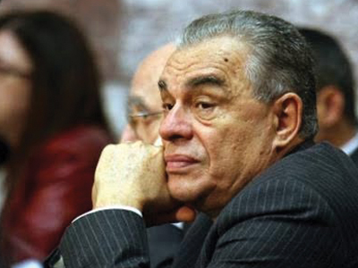 Ο Αρούλης, ο Γιακουμάτος και οι ιερόδουλες Ο Αρούλης, ο Γιακουμάτος και οι ιερόδουλες