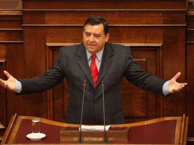 Θα υποβληθεί σε λιθοτριψία ο Γιώργος Καρατζαφέρης