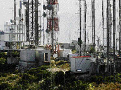 Απομάκρυνση παράνομης κεραίας στον Υμηττό