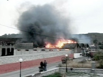 Δύο τραυματίες από έκρηξη σε πυρηνελαιουργείο Δύο τραυματίες από έκρηξη σε πυρηνελαιουργείο