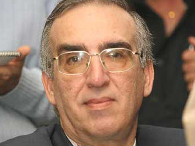 Αγοράζουμε πυρομαχικά σε διπλάσια τιμή;