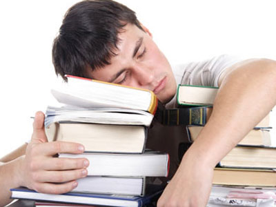 Από κρίσης άγχους και πανικού υποφέρουν οι μαθητές Από κρίσης άγχους και πανικού υποφέρουν οι μαθητές