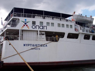 Πέρασε στα ελληνικά χωρικά ύδατα γιατί του τελείωσαν τα καύσιμα