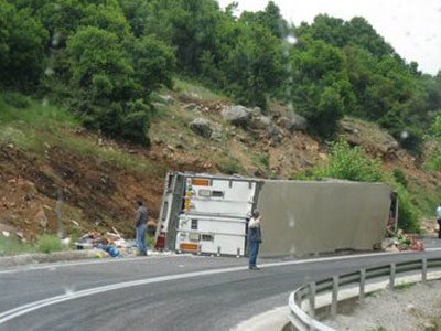 Ιωάννινα: Δύο νεκροί σε τροχαίο