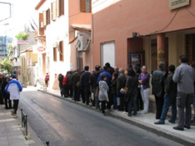 Ουρές ταλαιπωρίας στον ΟΠΑΔ στα Χανιά