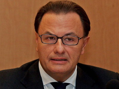 «Το ΠΑΣΟΚ παραπλανεί»