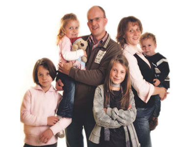 Χρηματικό ποσό το βραβείο για δέκα πολύτεκνες οικογένειες