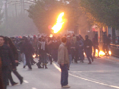 Ένταση σε πορεία αντιεξουσιαστών στην Πάτρα