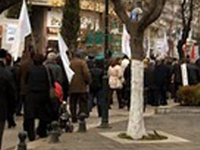 Διαδήλωσαν την αντίθεσή τους στα μέτρα της κυβέρνησης στην Πτολεμαΐδα