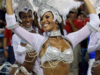 Δωρεάν προφυλακτικά μοιράζουν οι Αρχές της Βραζιλίας στο καρναβάλι