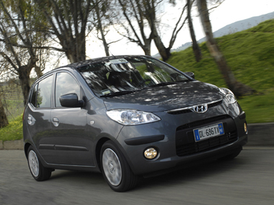 Συνεχίστηκε η πτώση στις πωλήσεις καινούργιων αυτοκινήτων