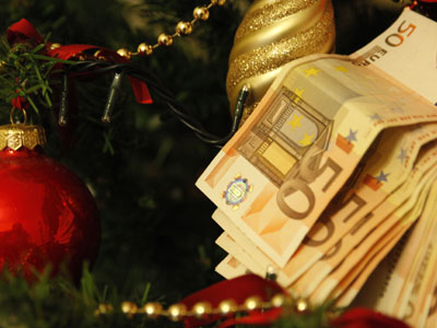 Απάτη, για να αρπάξουν τον 13ο μισθό Απάτη, για να αρπάξουν τον 13ο μισθό