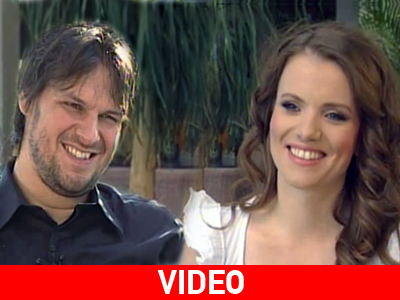 Τώρα είμαστε δύο άνδρες στο σπίτι… Ο Πάνος Κιάμος στην Κιμ Κίλιαν