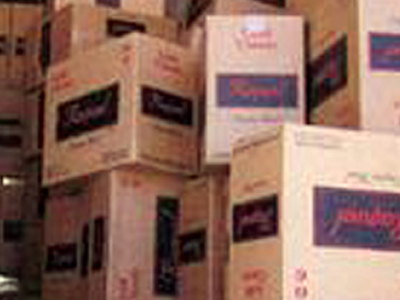 Κρύφτηκαν μέσα στους τοματοχυμούς