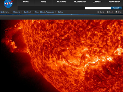 «Διπλή» έκρηξη στον Ήλιο