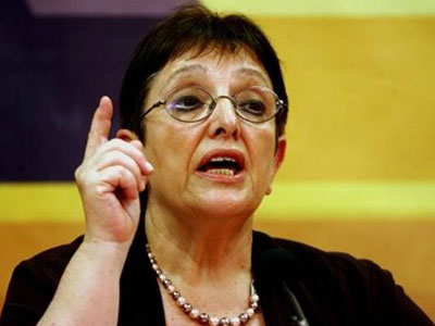 Δίπλα στους λιμενεργάτες το ΚΚΕ