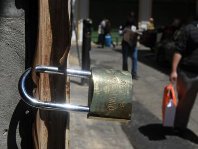 «Βροχή» από λουκέτα στη Ροδόπη