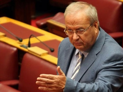 Τον ξανάφεραν στην Επιτροπή για να διαψεύσει