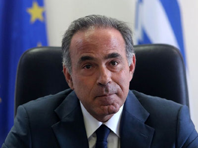 «Όποιος παρεμποδίσει την είσοδο στα πανεπιστήμια θα συλλαμβάνεται»