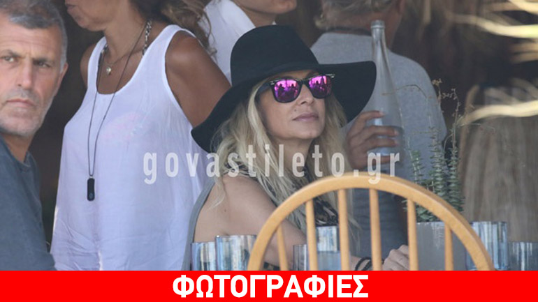 Πώς το έκανε αυτό η Άννα Βίσση; Το χειρότερο outfit για παραλία