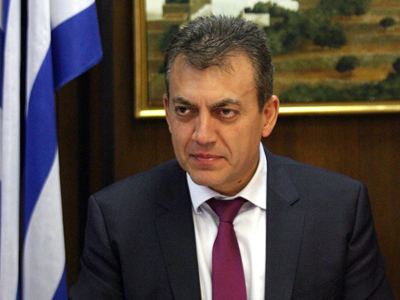 Βρούτσης: Αν οι κατώτατοι μισθοί επιστρέψουν στο 2009 θα γίνουν 200.000 απολύσεις