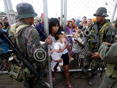 Ο στρατός στους δρόμους για να επιβάλει την τάξη στις Φιλιππίνες