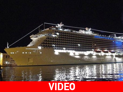 Η αναχώρηση του «Regal Princess» από το λιμάνι του Πειραιά Η αναχώρηση του «Regal Princess» από το λιμάνι του Πειραιά