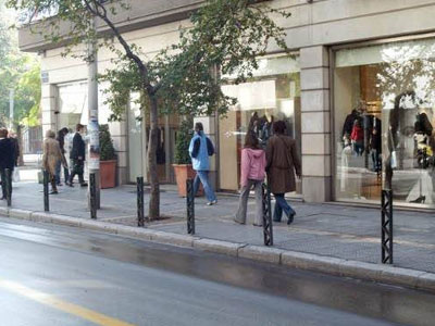 Σε ποιες περιοχές και για πόσες Κυριακές θα είναι ανοιχτά τα καταστήματα