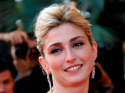 Αγωγή κατά του Closer υπέβαλε η φερόμενη ως ερωμένη του Ολάντ