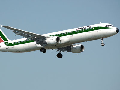 «Έκλεισε» η συμφωνία Alitalia – Etihad