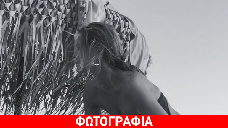 H Mπαλατσινού «έδωσε» πώς είναι με μαγιό και χωρίς photoshop