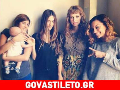 Ο γιος της Σοφίας Καρβέλα εγκρίνει τις δημιουργίες της μαμάς του