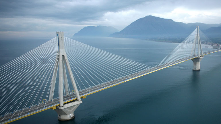 Γέφυρα Ρίου – Αντιρρίου: Παρατείνεται η ισχύς της κάρτας «ΜΑΖΙ»