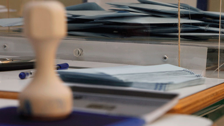 Ηράκλειο: Μικροένταση ανάμεσα σε μέλος εφορευτικής και εκλογικό αντιπρόσωπο