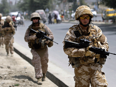 Τη μεγαλύτερη συμμετοχή των γερμανικών δυνάμεων σε στρατιωτικές αποστολές στο εξωτερικό εξετάζει το Βερολίνο