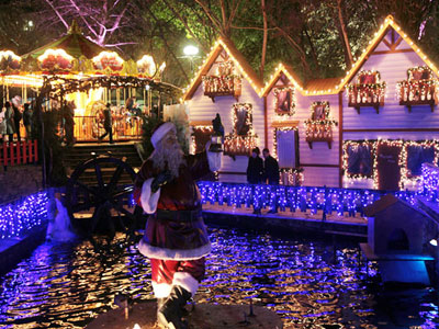 Χριστουγεννιάτικο χωριό στη Λαμία