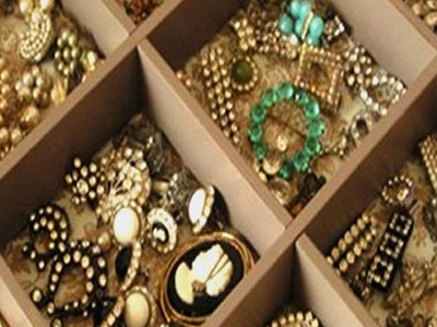 Τα πήραν όλα κι έφυγαν!