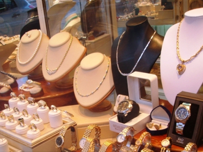 Διέρρηξαν κοσμηματοπωλείο στο κέντρο της Αθήνας