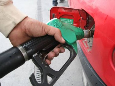 Πτώση στην εβδομαδιαία μέση τιμή της αμόλυβδης