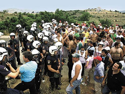 Αποχή λόγω ΧΥΤΑ