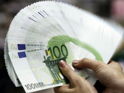 Αυξήθηκαν οι καταθέσεις τον Αύγουστο