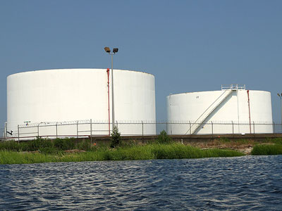 Υποχωρεί η τιμή του αργού στην Ασία