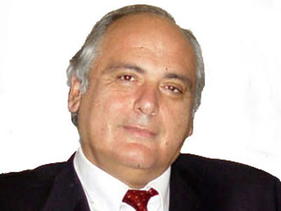 Υποψήφιος αντιπεριφερειάρχης Νήσων ο Σπυρίδων