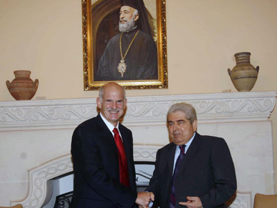 Σύντομα η συνάντηση Παπανδρέου-Χριστόφια